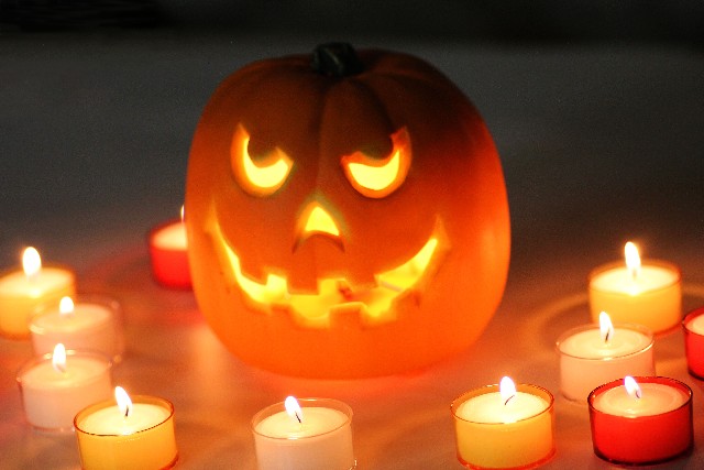 子供のハロウィンの仮装とメイク簡単にやりたいけどどうしよう？